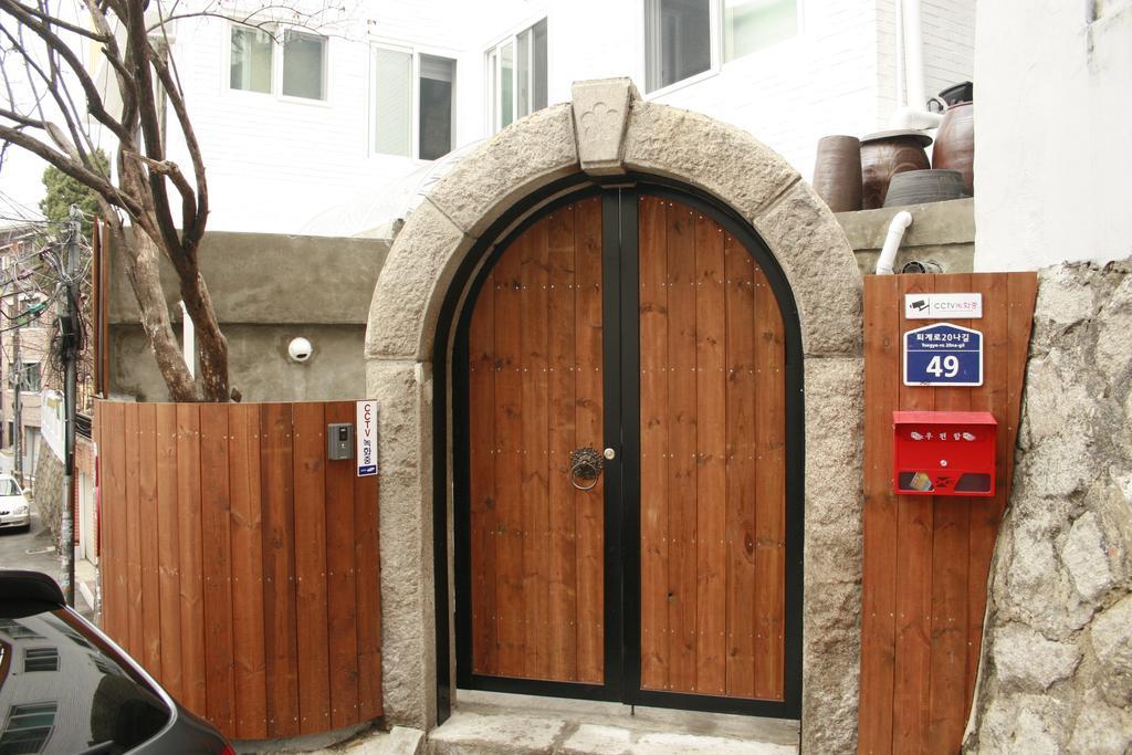 Crib 49 Guesthouse - Foreigner Only Seoel Buitenkant foto