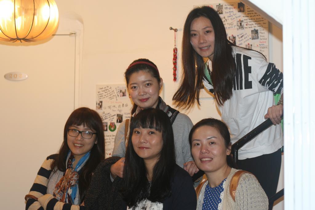 Crib 49 Guesthouse - Foreigner Only Seoel Buitenkant foto