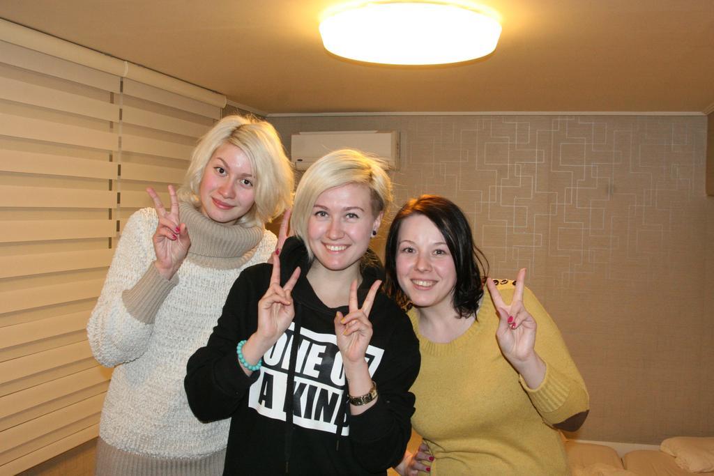 Crib 49 Guesthouse - Foreigner Only Seoel Buitenkant foto