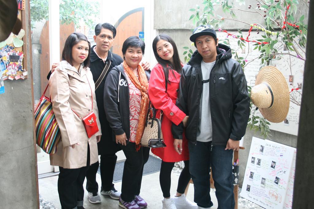 Crib 49 Guesthouse - Foreigner Only Seoel Buitenkant foto